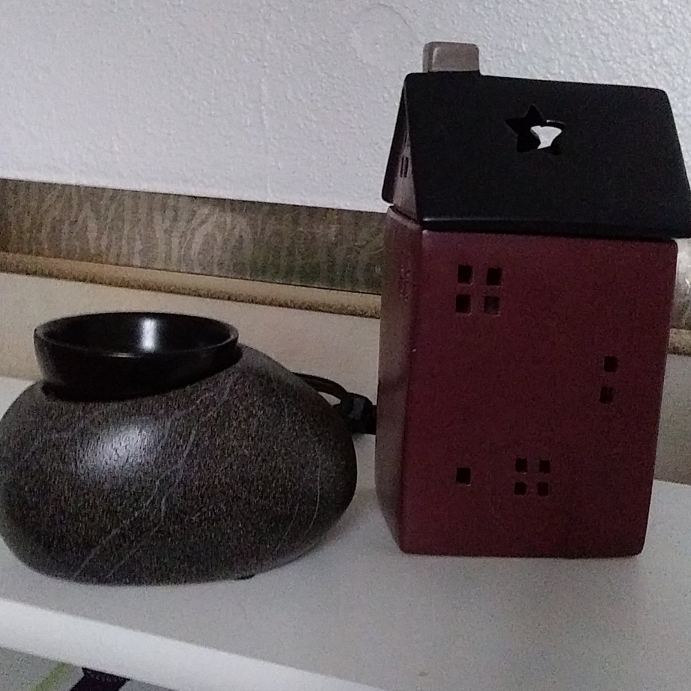 2 Scentsy Wax Warmers
